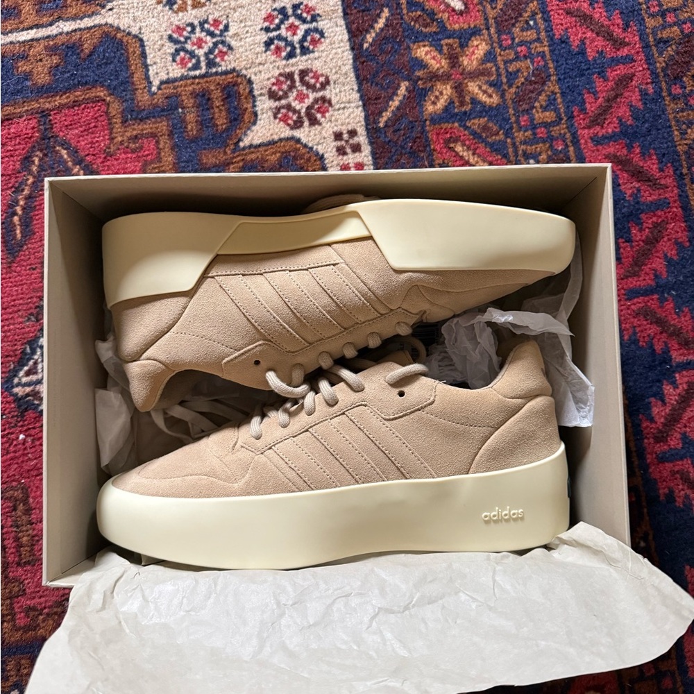 Adidas Men's Fear of God collab tennis shoe